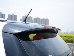 2017款 1.3L 自动玩家版