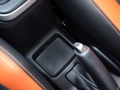 2017款 1.3L 自动玩家版
