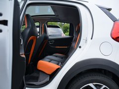 2017款 1.3L 自动玩家版