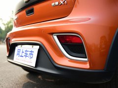 2017款 1.3L 自动玩家版