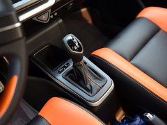 2017款 1.3L 自动玩家版
