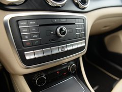 2017款 GLA 260 4MATIC 运动型