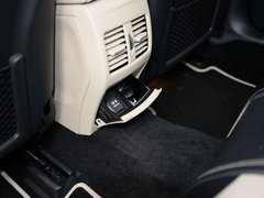 2017款 GLA 260 4MATIC 运动型