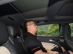 2017款 GLA 260 4MATIC 运动型