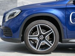 2017款 GLA 260 4MATIC 运动型
