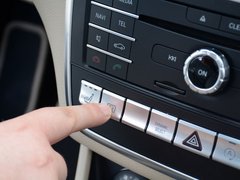 2017款 GLA 260 4MATIC 运动型