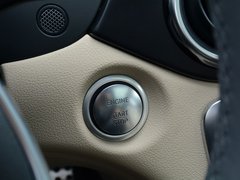 2017款 GLA 260 4MATIC 运动型