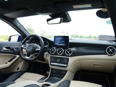 2017款 GLA 260 4MATIC 运动型