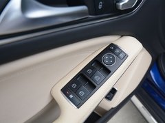 2017款 GLA 260 4MATIC 运动型