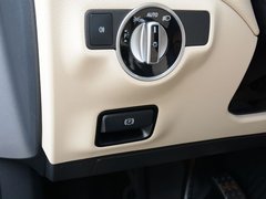2017款 GLA 260 4MATIC 运动型