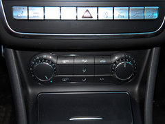 2017款 GLA 260 4MATIC 运动型