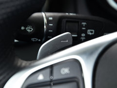 2017款 GLA 260 4MATIC 运动型