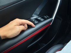 2017款 1.5T 自动炫耀型