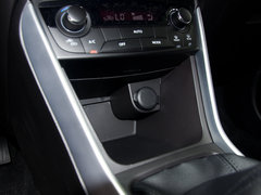 2017款 1.6L 手动两驱都市进取型