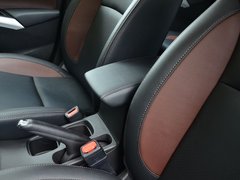 2017款 1.6L 自动两驱都市进取型