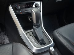 2017款 1.6L 自动两驱都市进取型