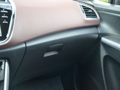 2017款 1.6L 自动两驱都市进取型