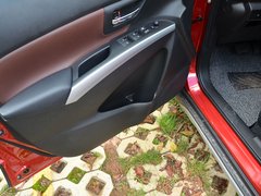 2017款 1.6L 自动两驱都市进取型
