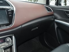 2017款 1.6L 自动两驱都市进取型