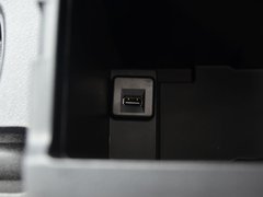 2017款 1.6L 自动两驱都市进取型