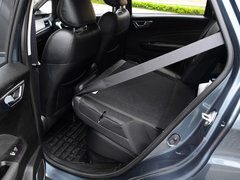 2017款 1.5L 自动精英型