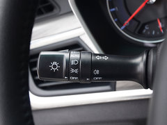 2017款 1.5L 手动尊贵型