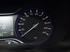 2017款 200T 自动尊贵版