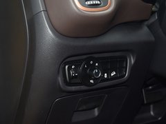2017款 200T 自动尊贵版