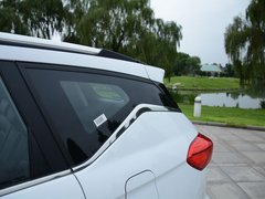 2017款 1.5T 手动两驱精英型