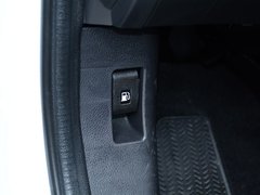 2017款 1.5T 手动两驱精英型