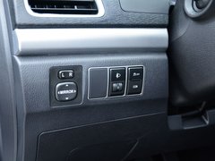 2017款 1.5T 手动两驱精英型