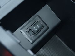 2017款 1.5T 手动两驱精英型