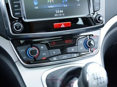 2017款 1.5T 手动两驱精英型