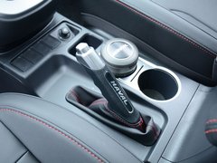 2017款 1.5T 手动两驱精英型