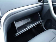 2017款 1.5T 手动两驱精英型