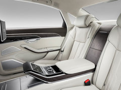 2017款 A8L 45 TFSI quattro领先精英典藏版