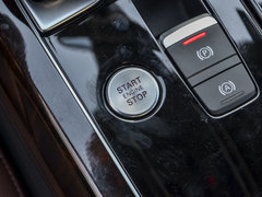 2017款 A8L 45 TFSI quattro卓越先锋典藏版