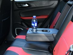 2017款 1.5T 自动旗舰型
