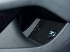 2017款 1.5T 自动旗舰型