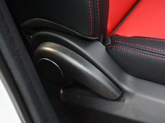 2017款 1.5T 自动旗舰型
