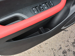 2017款 1.5T 自动旗舰型