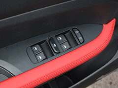2017款 1.5T 自动旗舰型