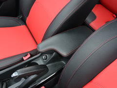 2017款 1.5T 自动旗舰型