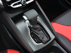 2017款 1.5T 自动旗舰型