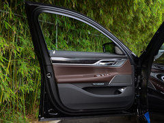 2018款 740Li 领先型 M运动套装