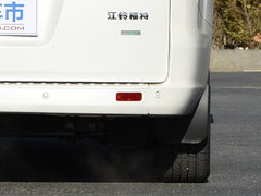 2017款 2.0T 自动商务舱版
