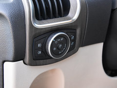 2017款 2.0T 自动商务舱版