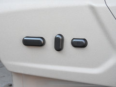 2017款 2.0T 自动商务舱版