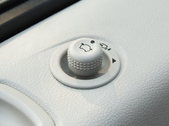 2017款 2.0T 自动商务舱版