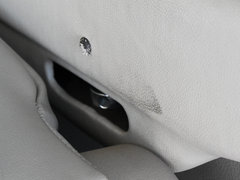 2017款 2.0T 自动商务舱版